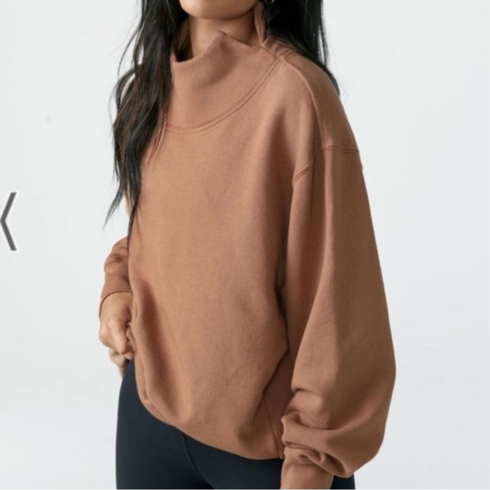 Joah Brown Turtleneck Sweatshirt